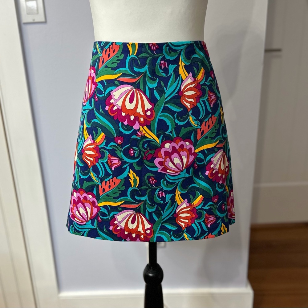 Trina Turk Rico Floral A-Line Mini Skirt Multicolor, size 8, lined, NEW w/tags!